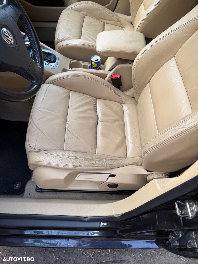 Volkswagen Golf 1.9 TDI DSG Individual - 9