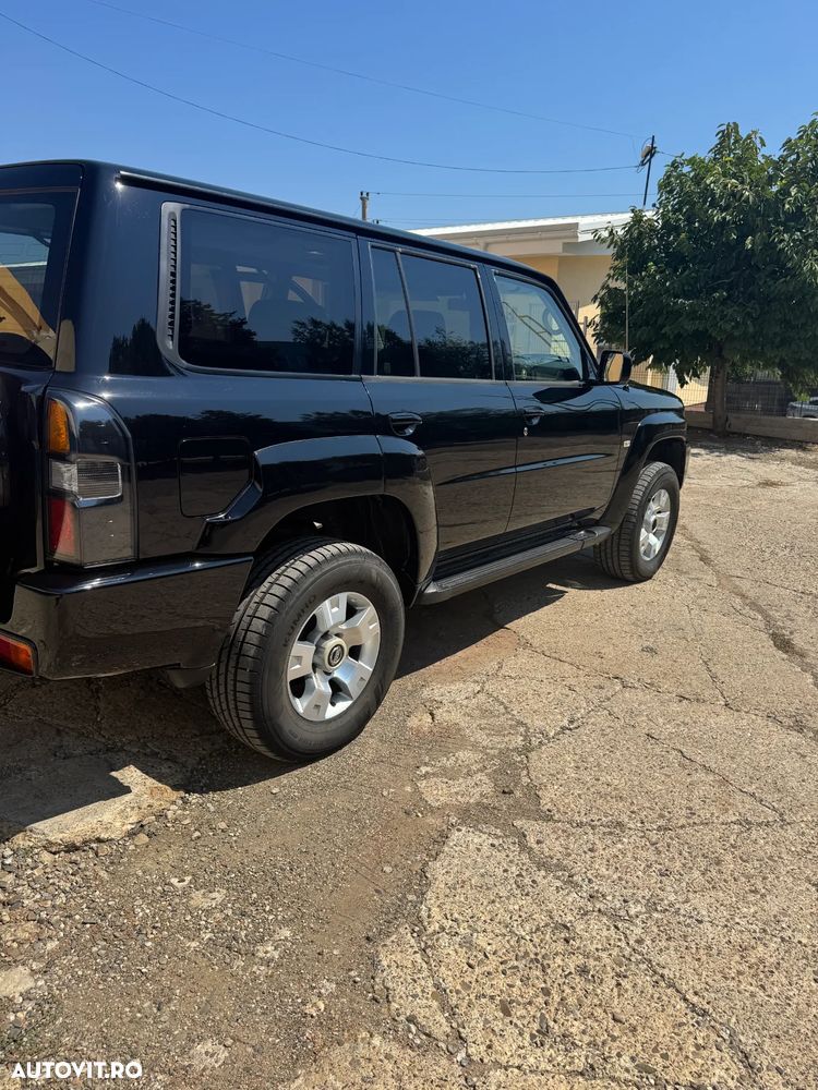 Nissan Patrol 3.0 TDI Aut Luxury Plus - 27