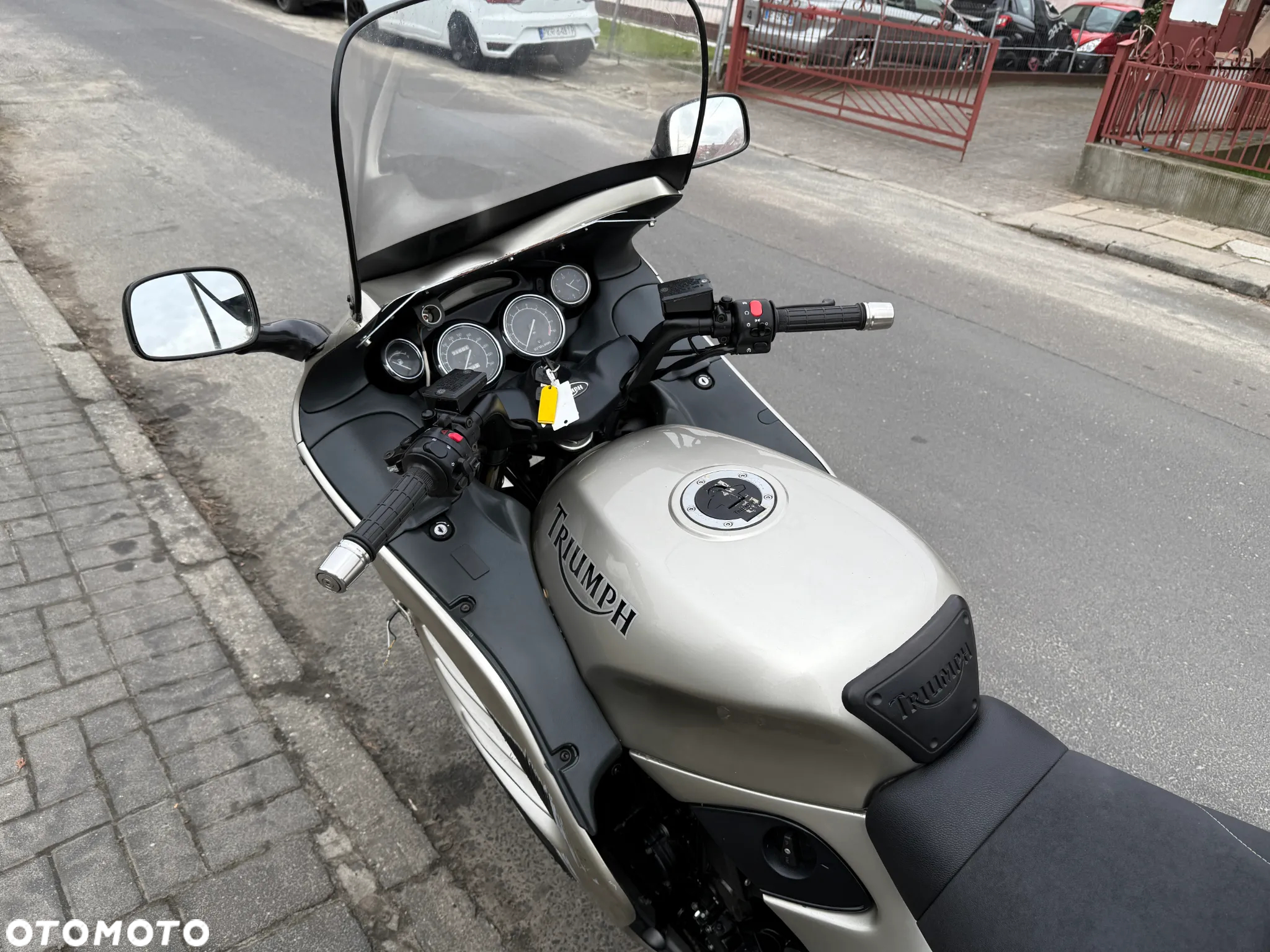 Triumph Trophy - 9