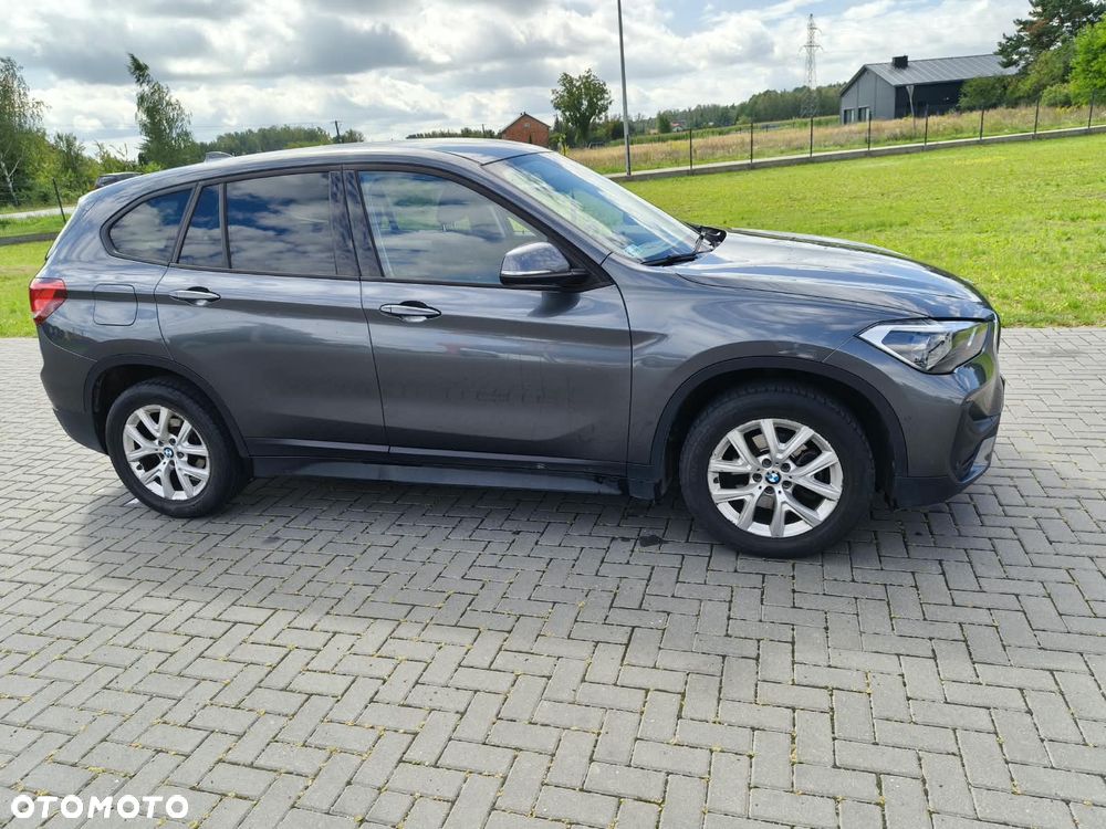 BMW X1 sDrive18d - 4