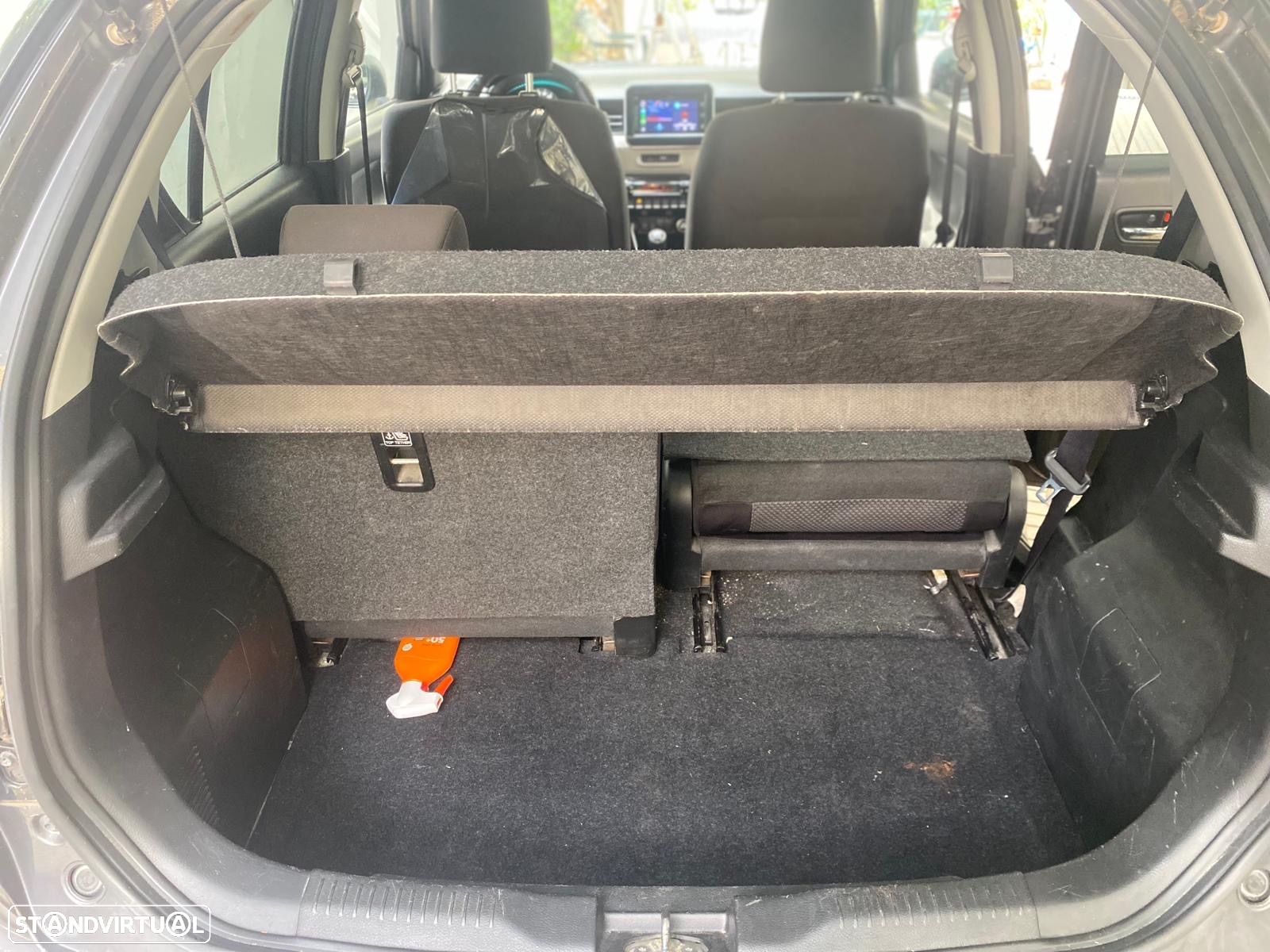 Suzuki Ignis 1.2 GLE - 11