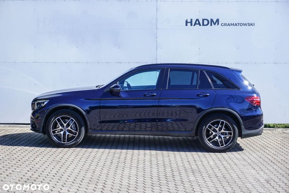 Mercedes-Benz GLC 250 4Matic 9G-TRONIC AMG Line - 8