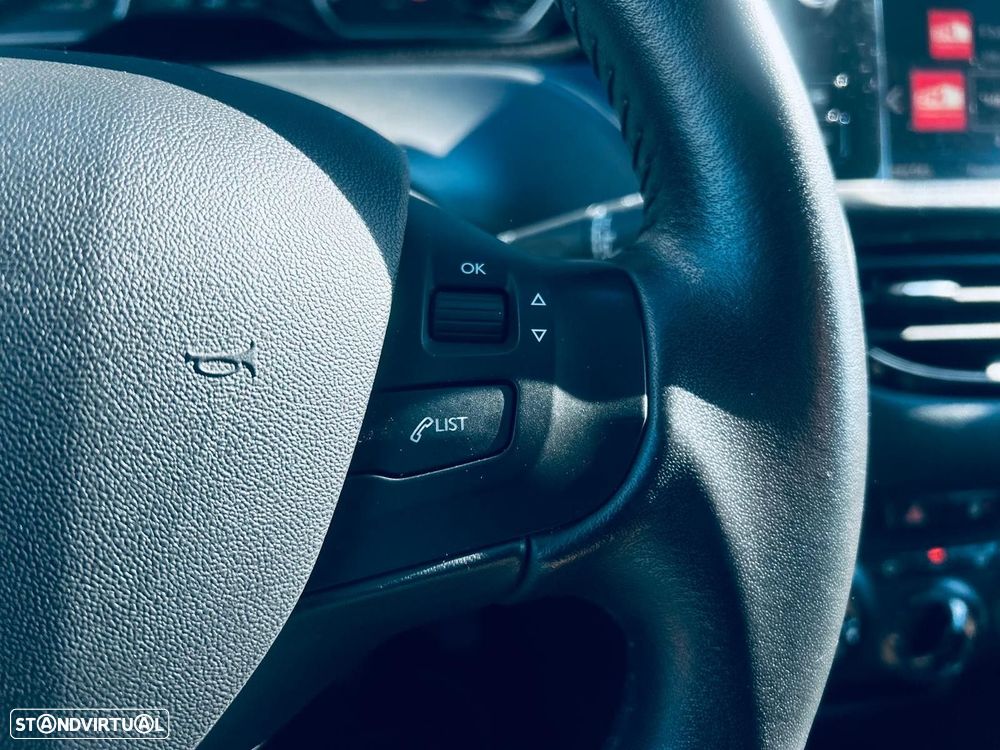 Peugeot 208 1.2 PureTech Active - 27