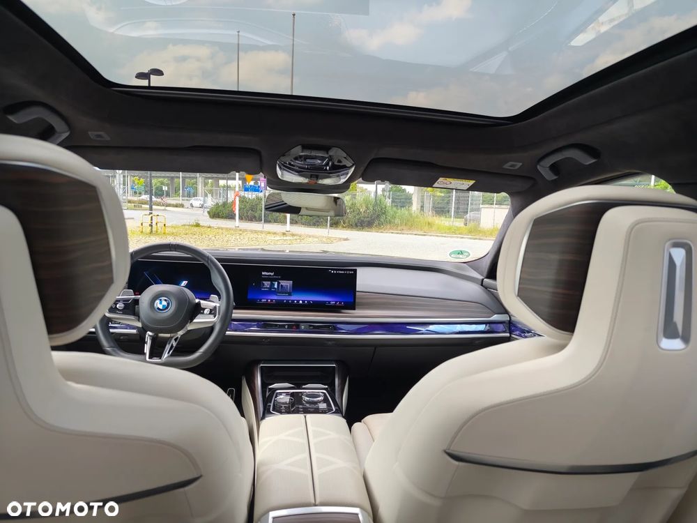 BMW Seria 7 750e PHEV xDrive M Sport sport - 14