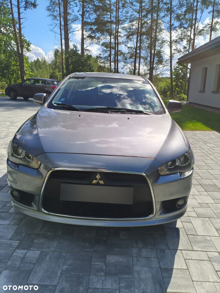 Mitsubishi Lancer - 3