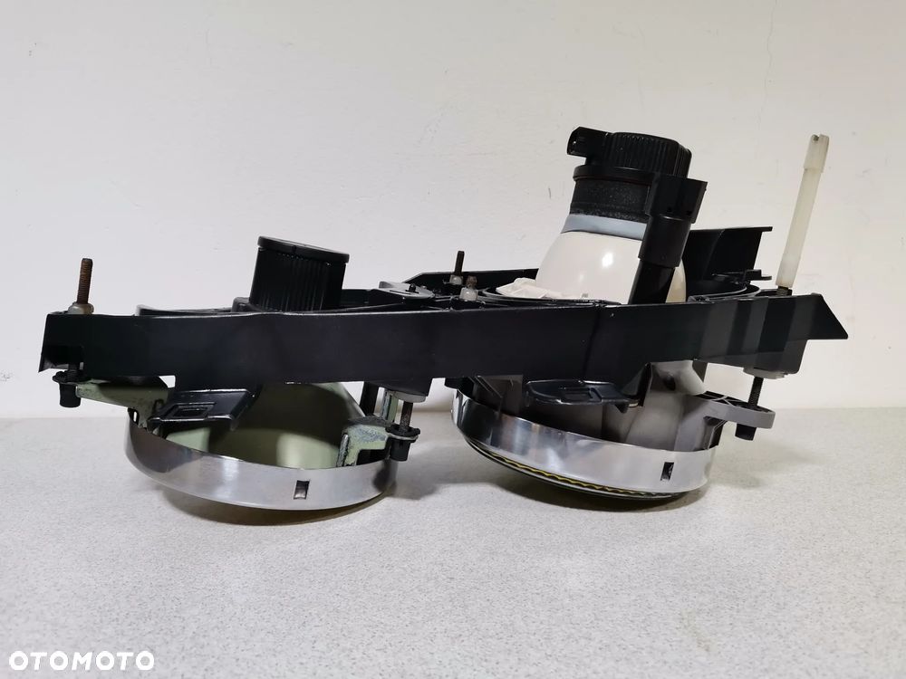 Lampa Reflektor lewy BMW 5 E34 BMW 7 E32 87-97 YELLOW HELLA Oryginał - 14