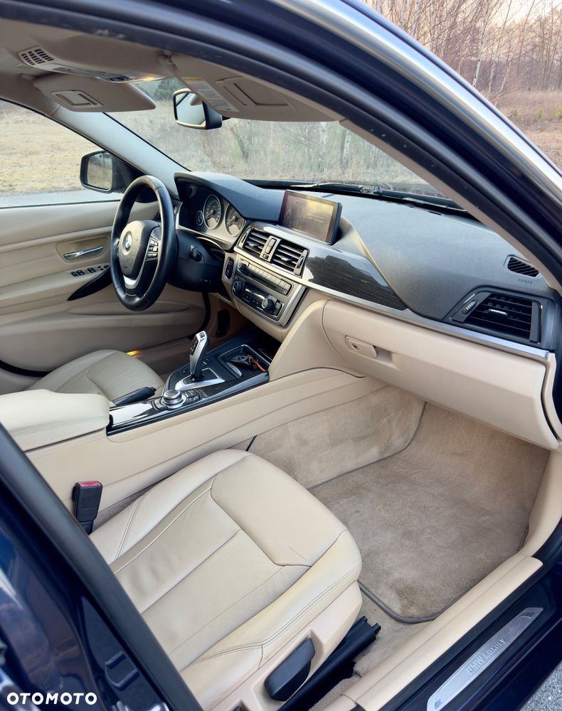 BMW Seria 3 320d Sport-Aut Luxury Line - 9