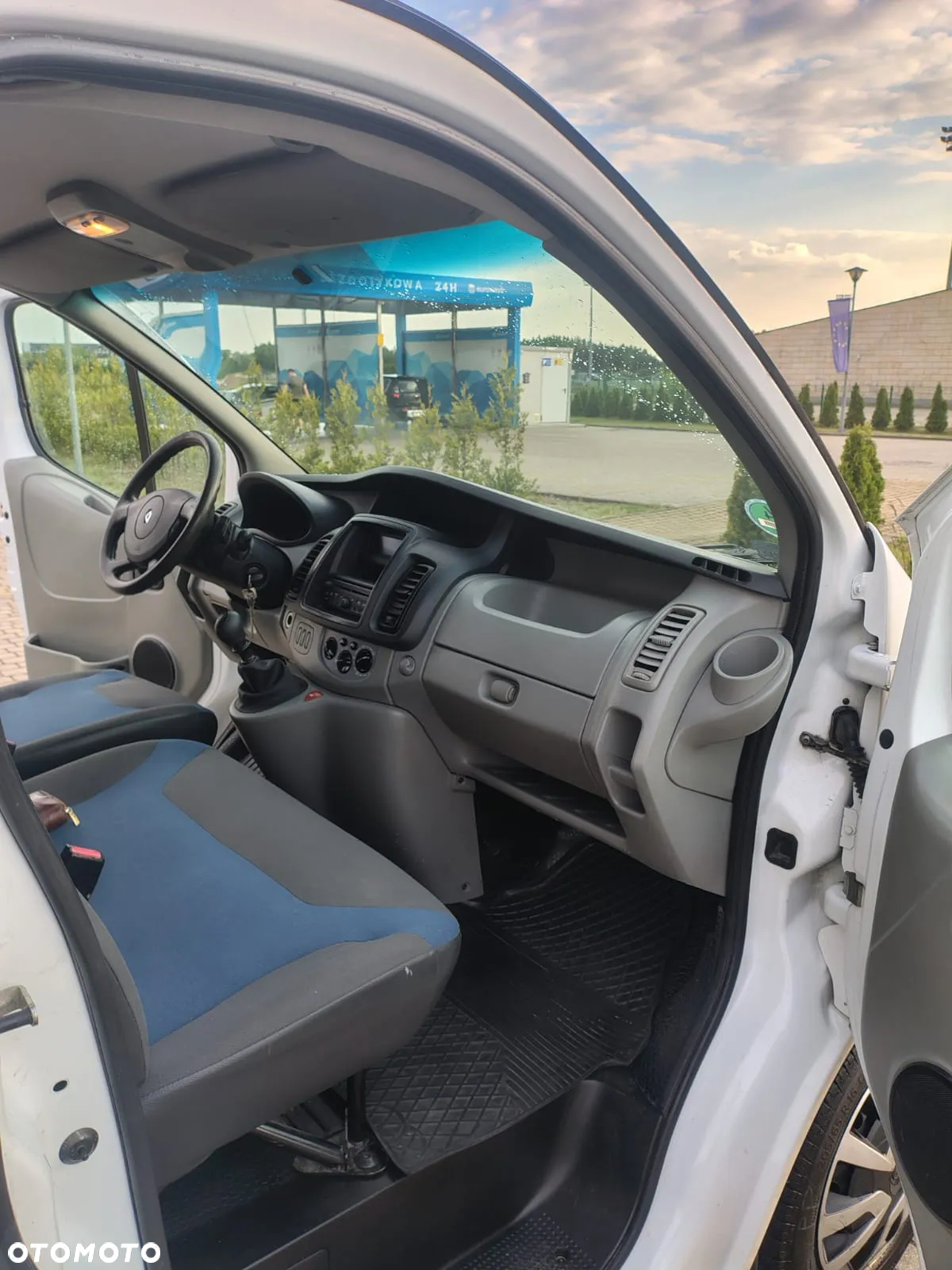 Renault Trafic - 6