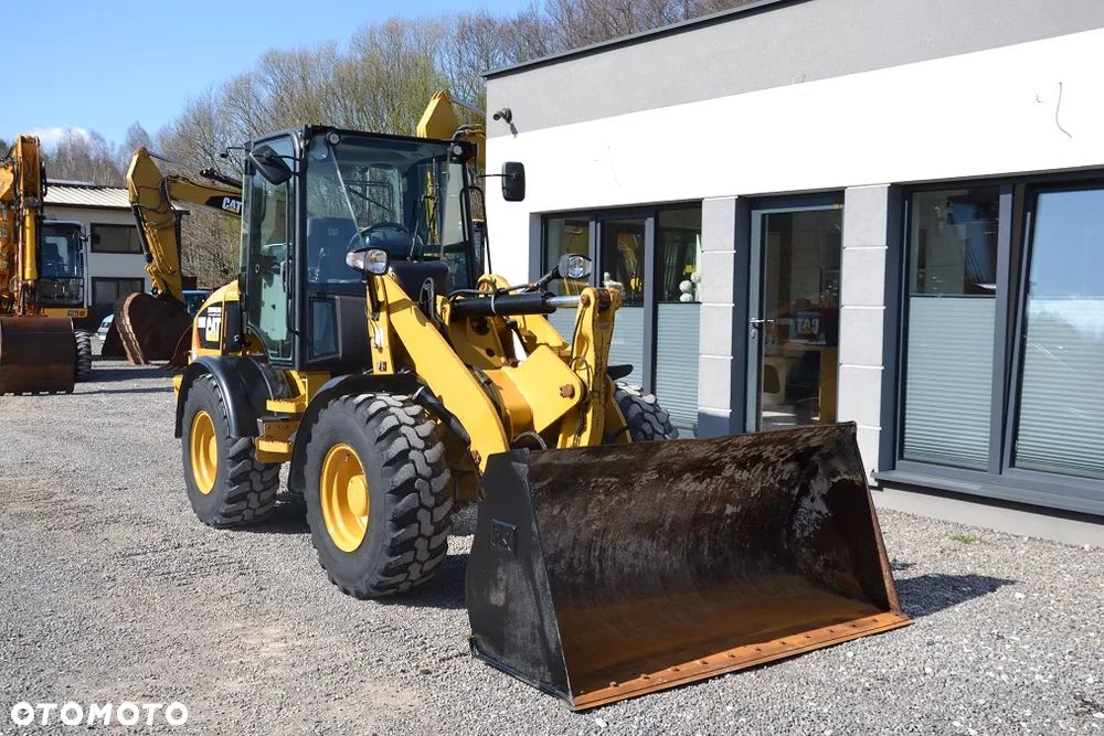 Caterpillar 908 M - 15