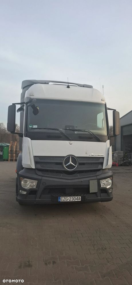 Mercedes-Benz Actros - 2