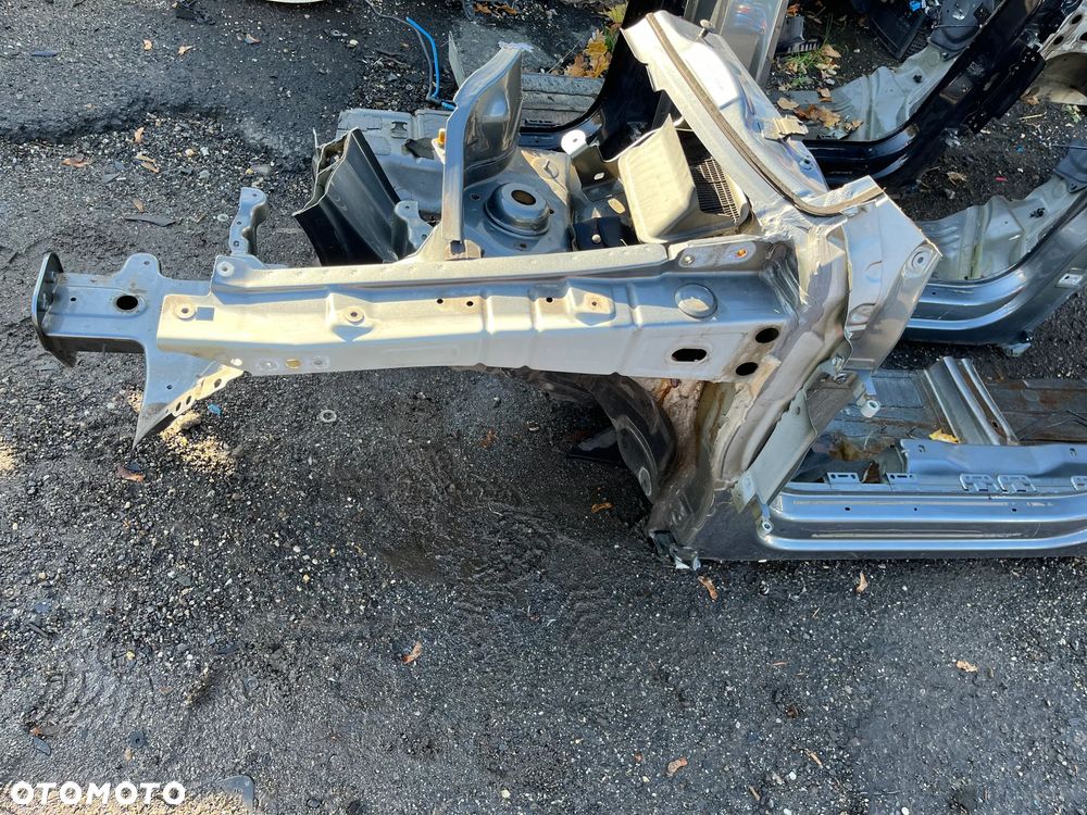 ĆWIARTKA PODŁUŻNICA Lewy przód SŁUPEK B audi Q3 8U LY9B LZ7S LX7R - 2