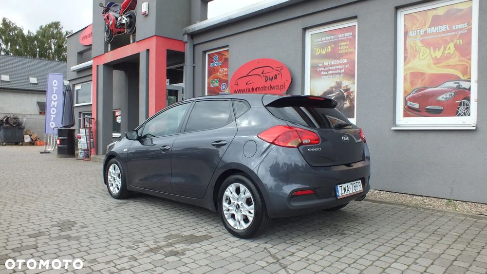 Kia Ceed - 6