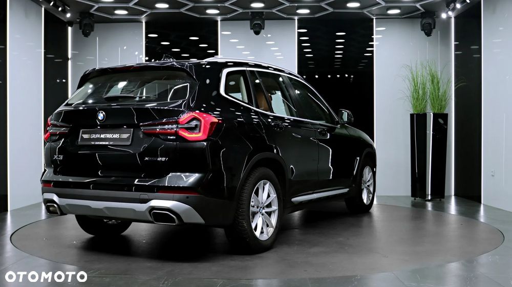 BMW X3 xDrive20i GPF Luxury Line - 8