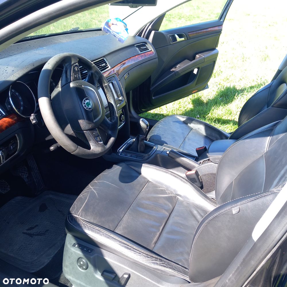 Skoda Superb 1,9 TDI Comfort - 16
