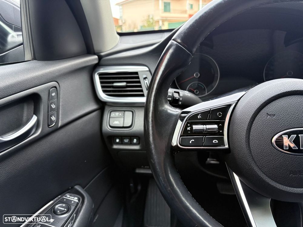 Kia Optima SW 2.0 CVVT PHEV - 43