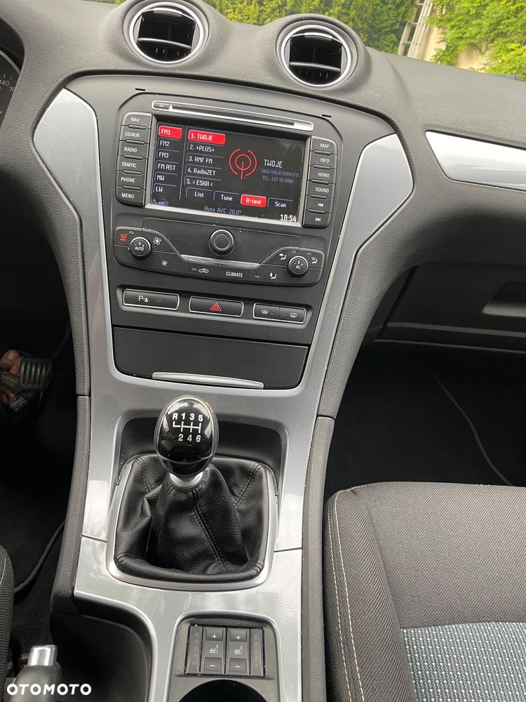 Ford Mondeo - 22