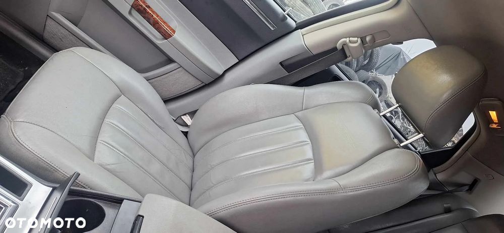 Chrysler 300C mechanizm silnik wycieraczek - 8