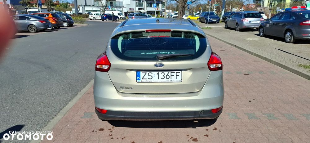 Ford Focus 1.6 Edition - 6