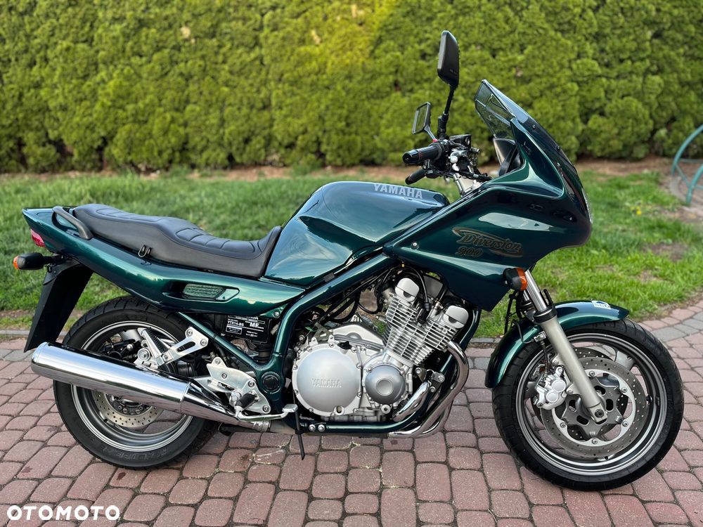Yamaha XJ - 4