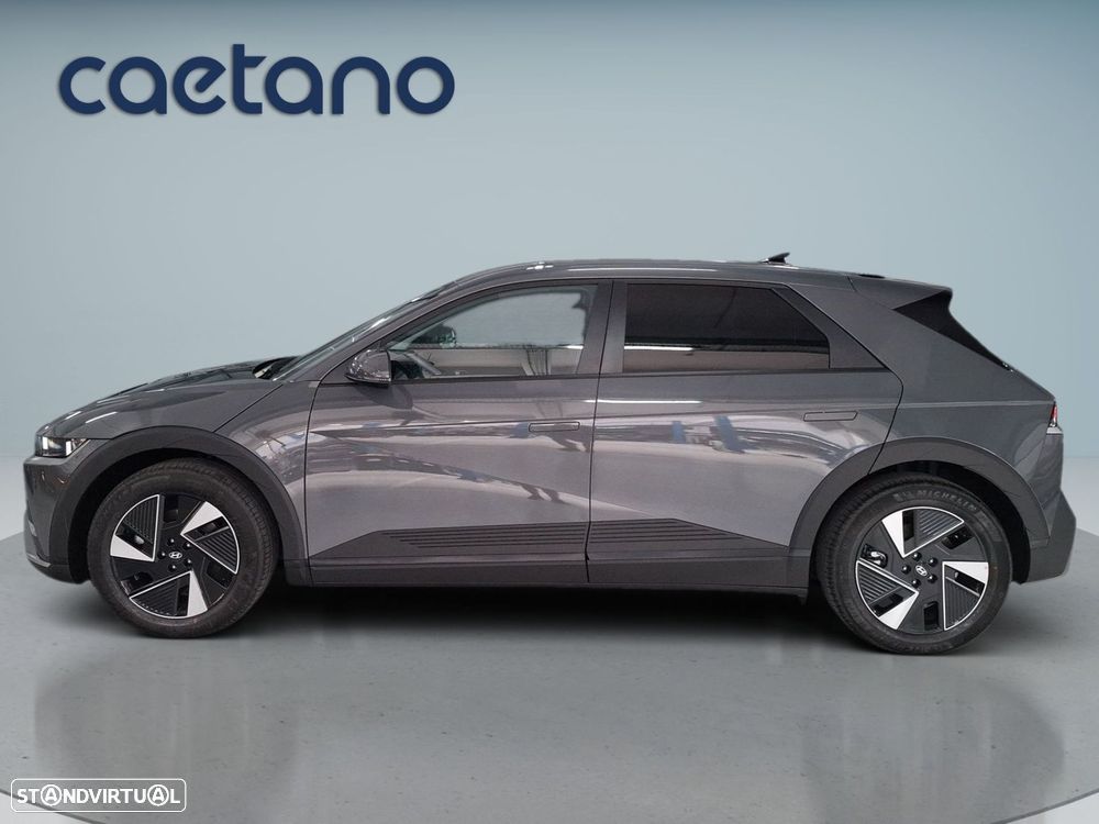 Hyundai IONIQ 84 kWh Premium Plus — fotografia 5