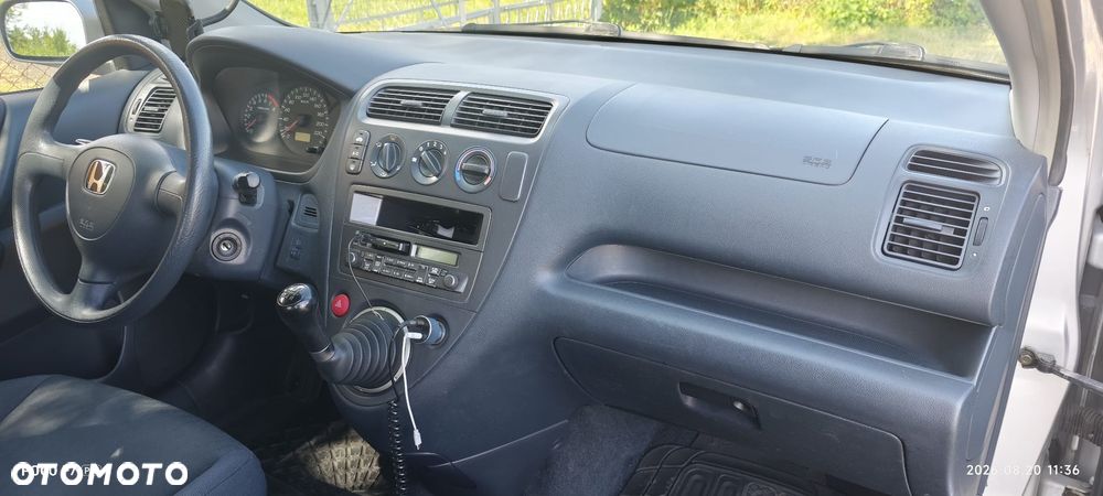 Honda Civic 1.4i - 8