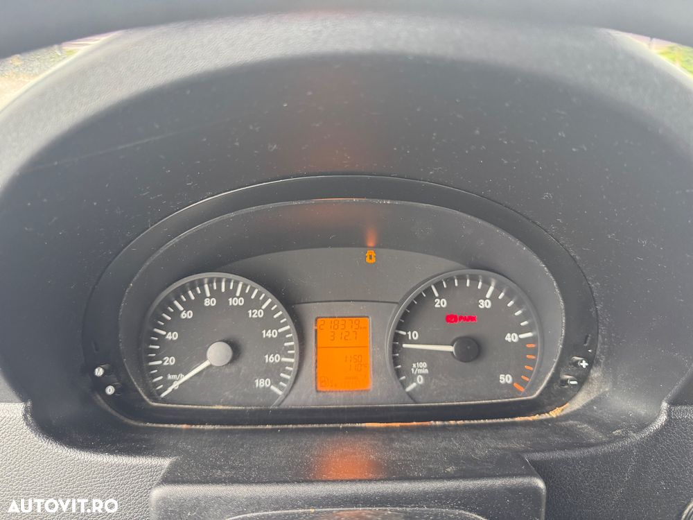 Mercedes-Benz Sprinter - 8