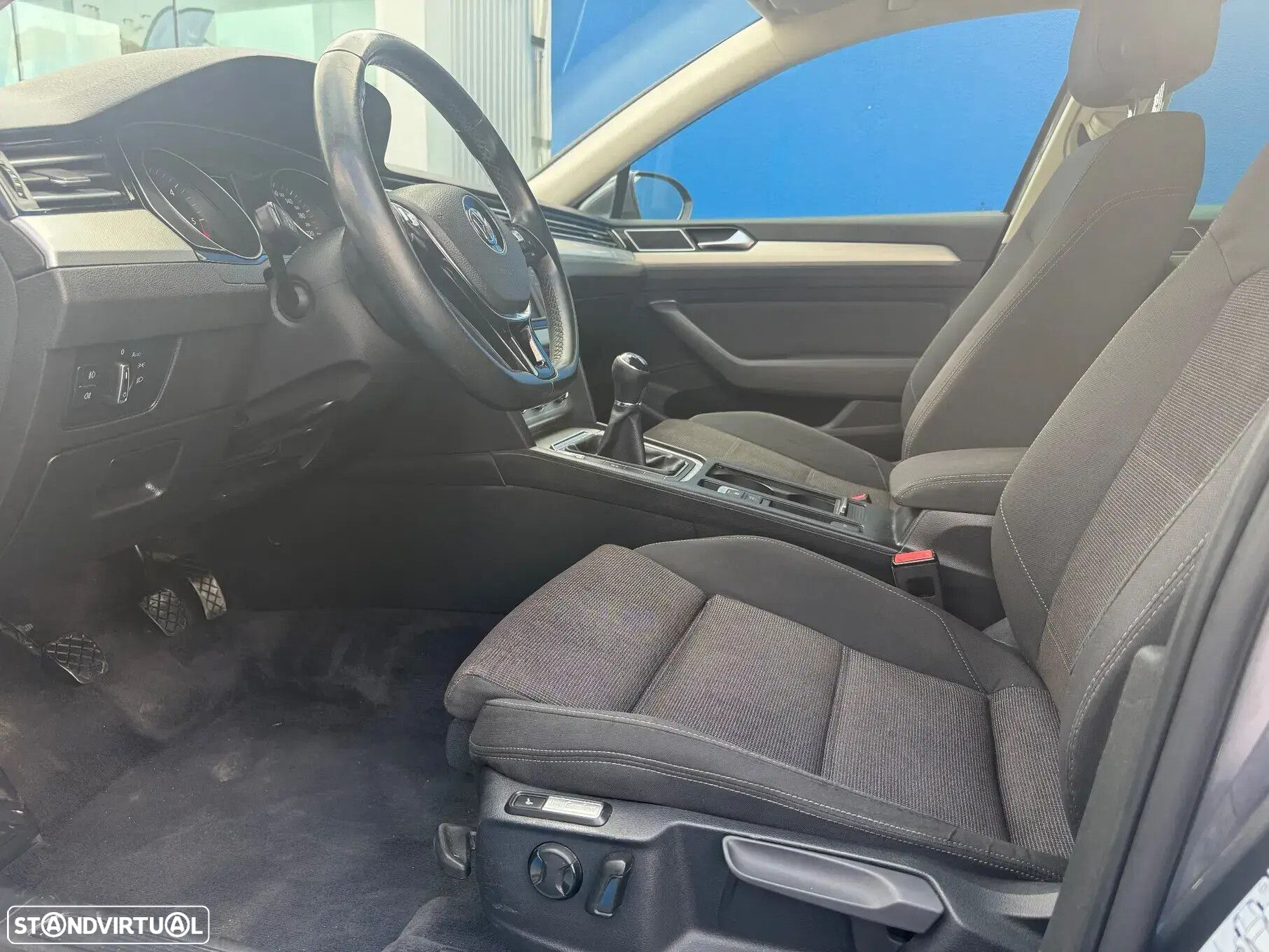 VW Passat Variant - 7