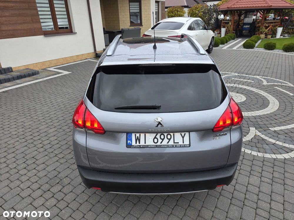 Peugeot 2008 - 9