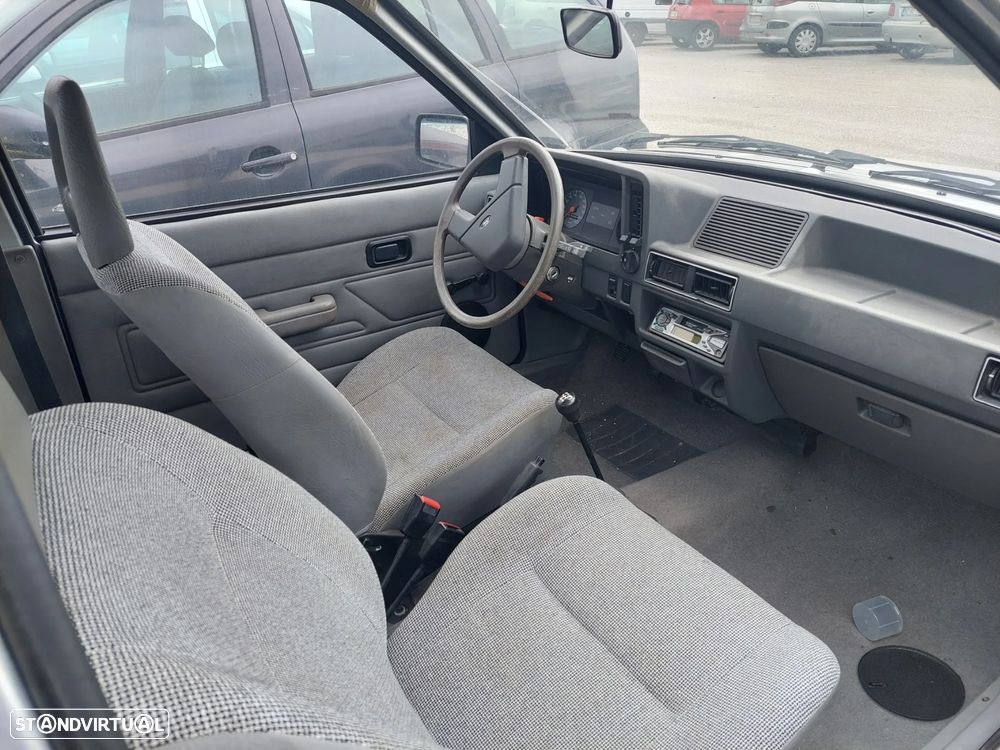Ford Escort - 4