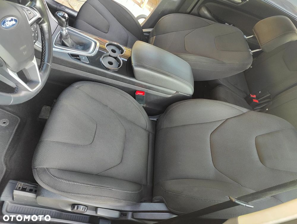 Ford S-Max 2.0 TDCi Titanium - 27