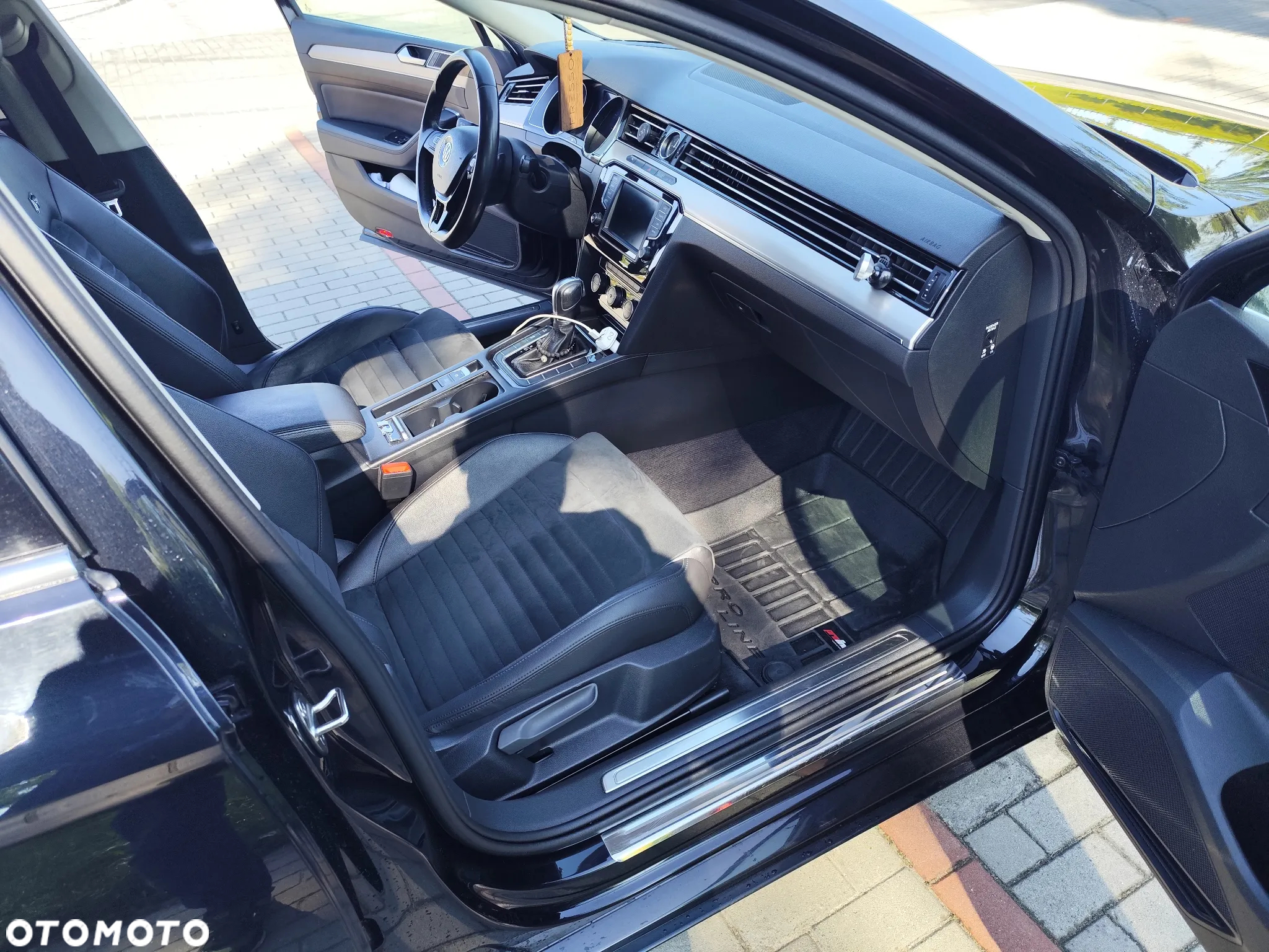 Volkswagen Passat 2.0 TDI BMT Highline DSG - 14