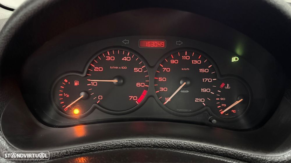 Peugeot 206 1.1 XR - 5