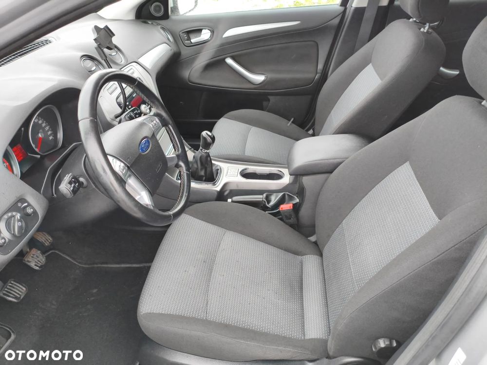 Ford Mondeo 1.6 Ti-VCT Ambiente - 10