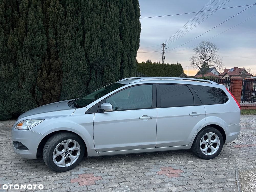 Ford Focus 1.6 16V Trend - 21