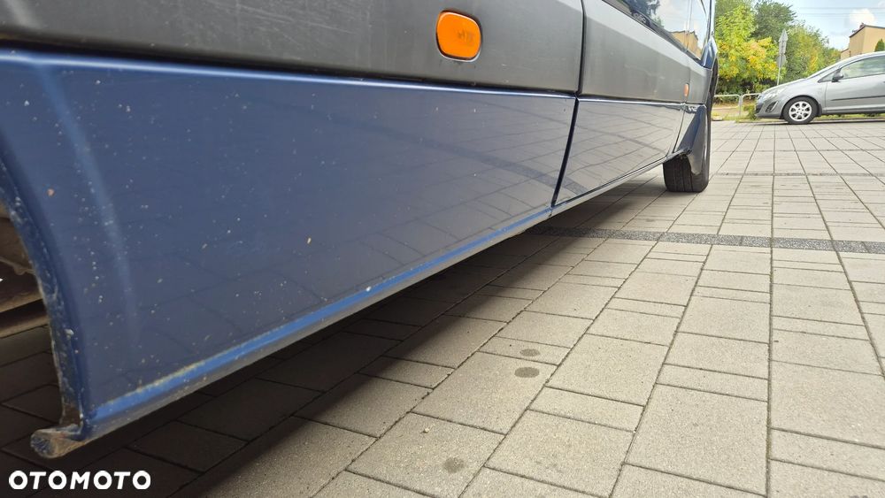 Mercedes-Benz SPRINTER - 11