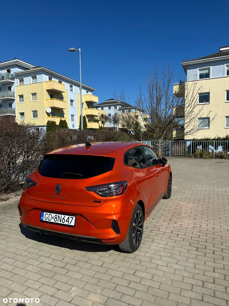 Renault Clio 1.6 E-TECH Techno - 2
