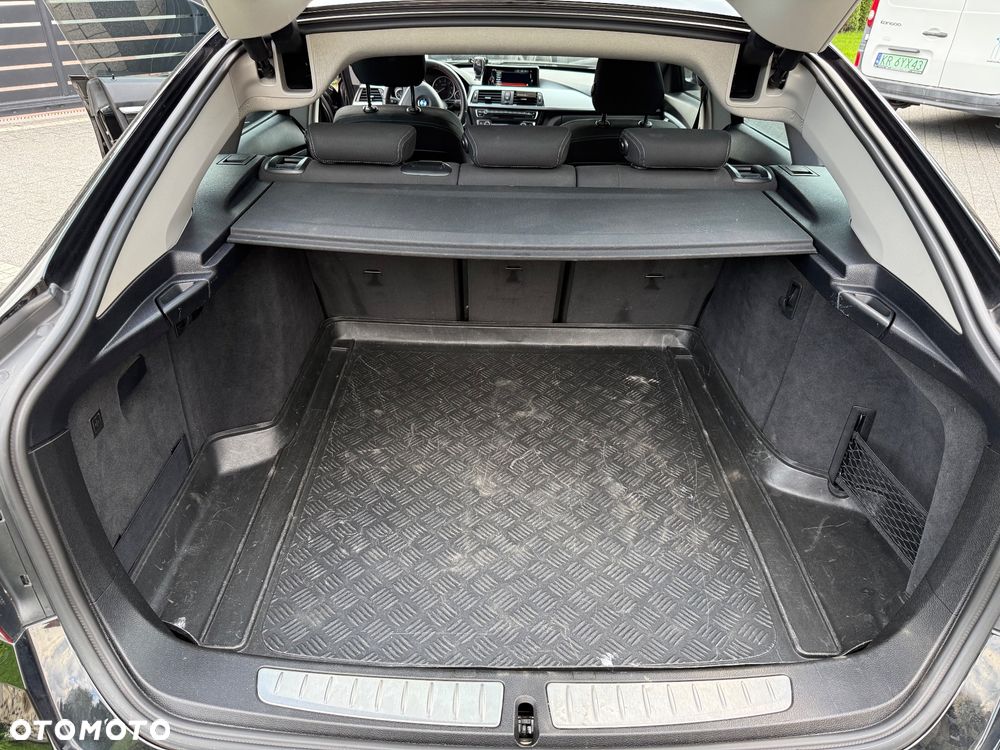 BMW 3GT 320d Sport-Aut Sport Line - 35