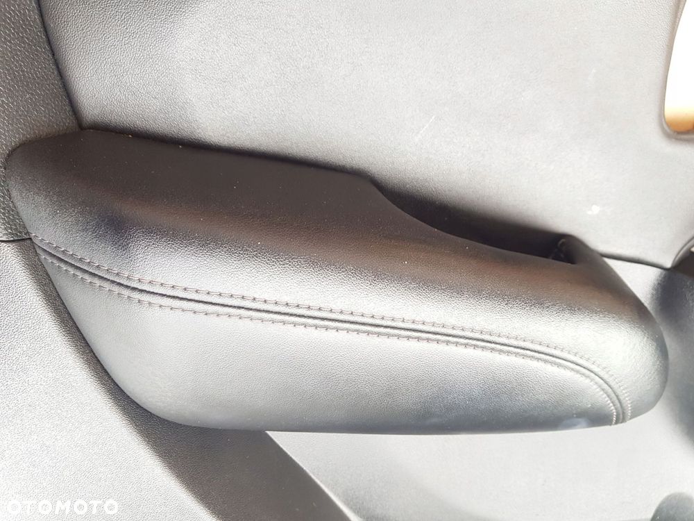 hyundai ix35 boczki drzwi tapicerka komplet - 9