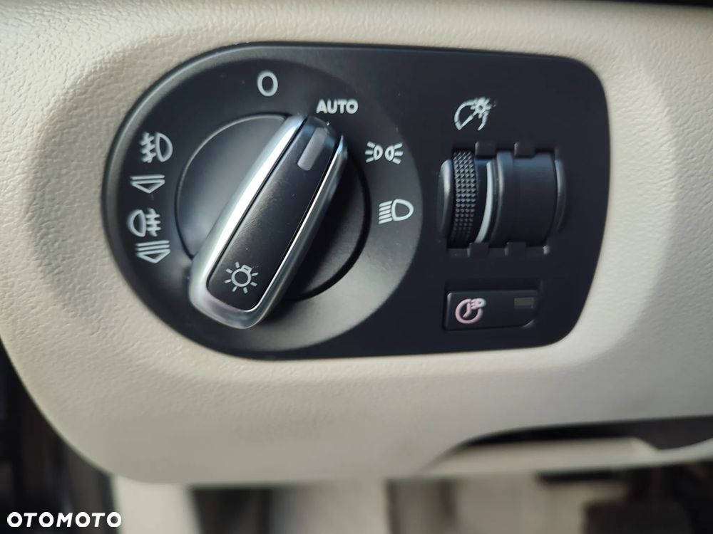 Audi A3 Sportback 2.0 TDI DPF S tronic Attraction - 16