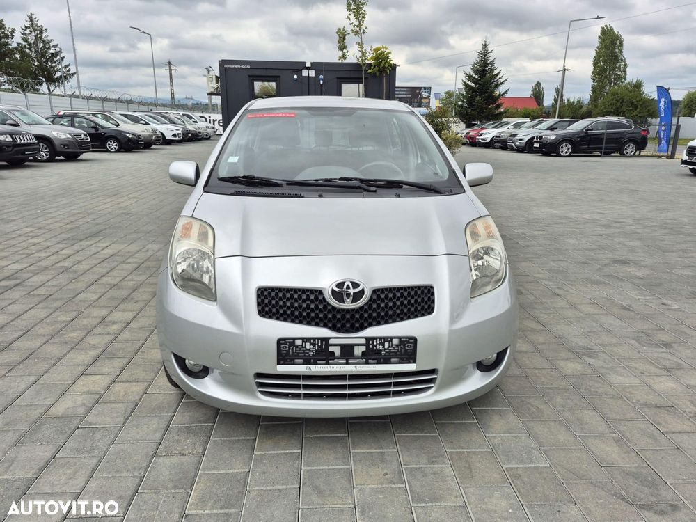 Toyota Yaris - 7