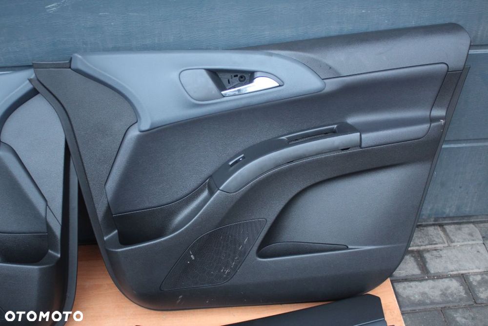FOTELE TAPICERKA BOCZKI PÓŁSKÓRA OPEL MERIVA B EUROPA - 14
