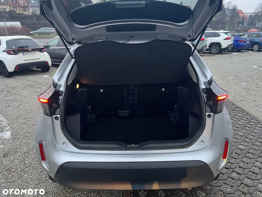Toyota Yaris Cross - 11