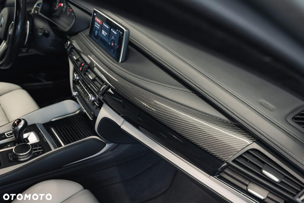 BMW X6M - 34