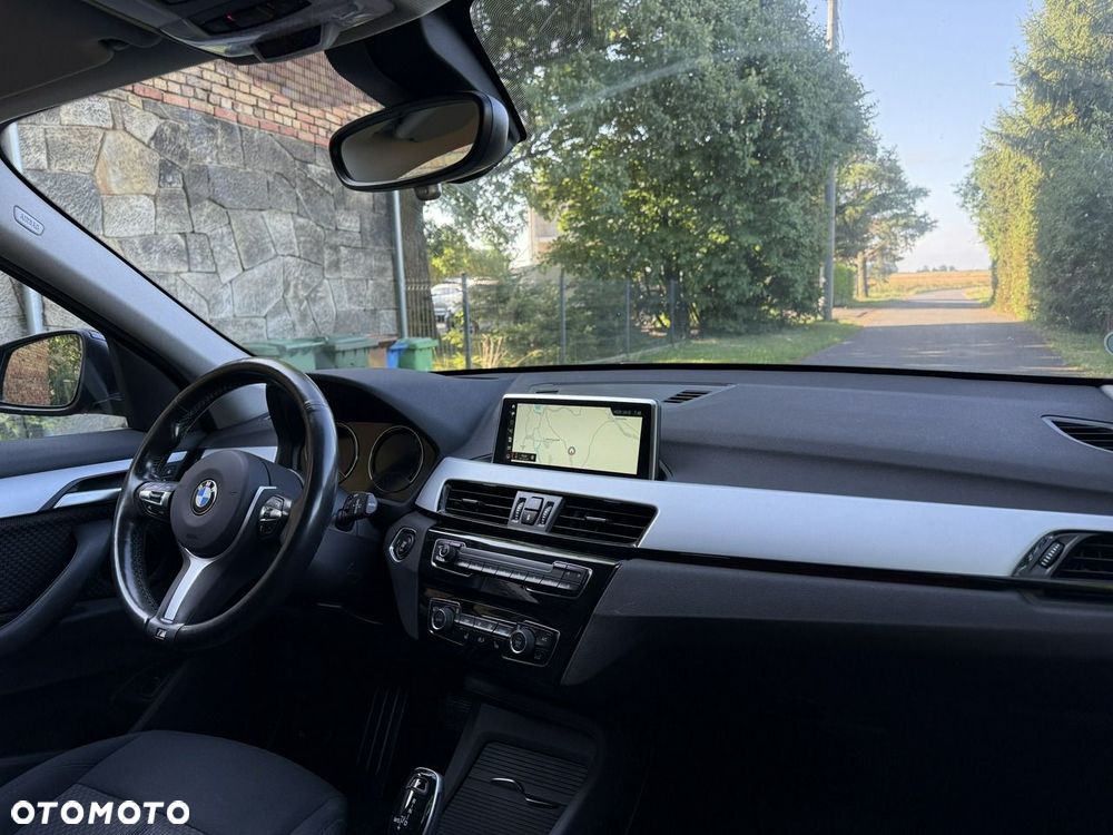 BMW X1 sDrive18d - 18