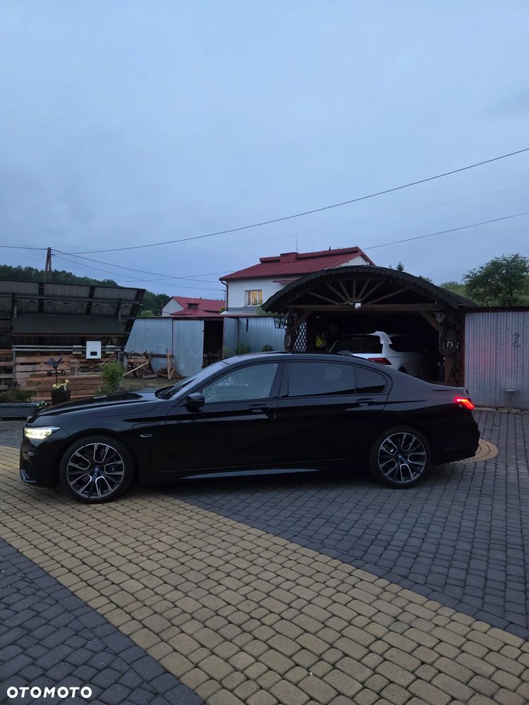 BMW Seria 7 - 22