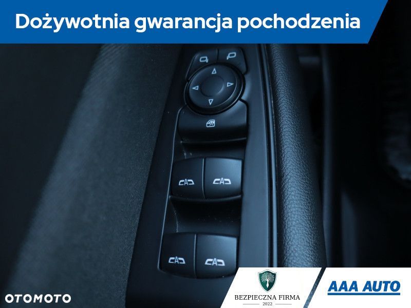Opel Insignia - 23