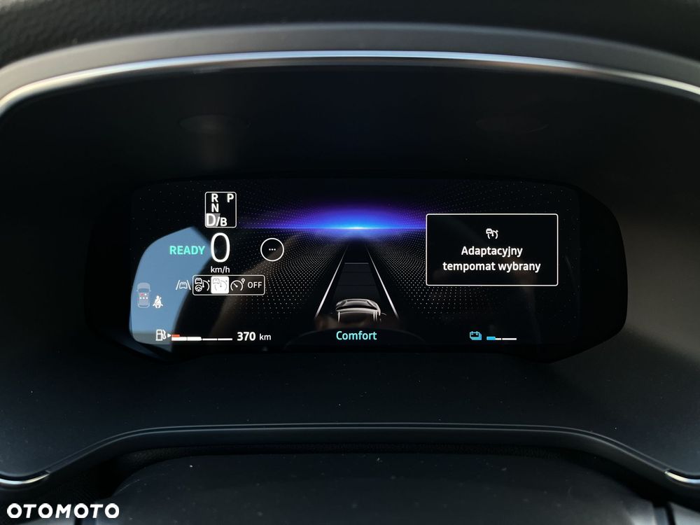 Renault Captur - 23