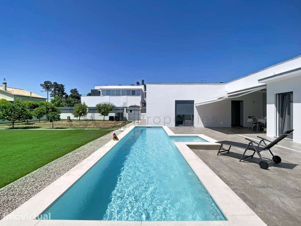 Moradia T3 térrea com piscina e garagem em terreno 958m2 - Grande imagem: 5/60