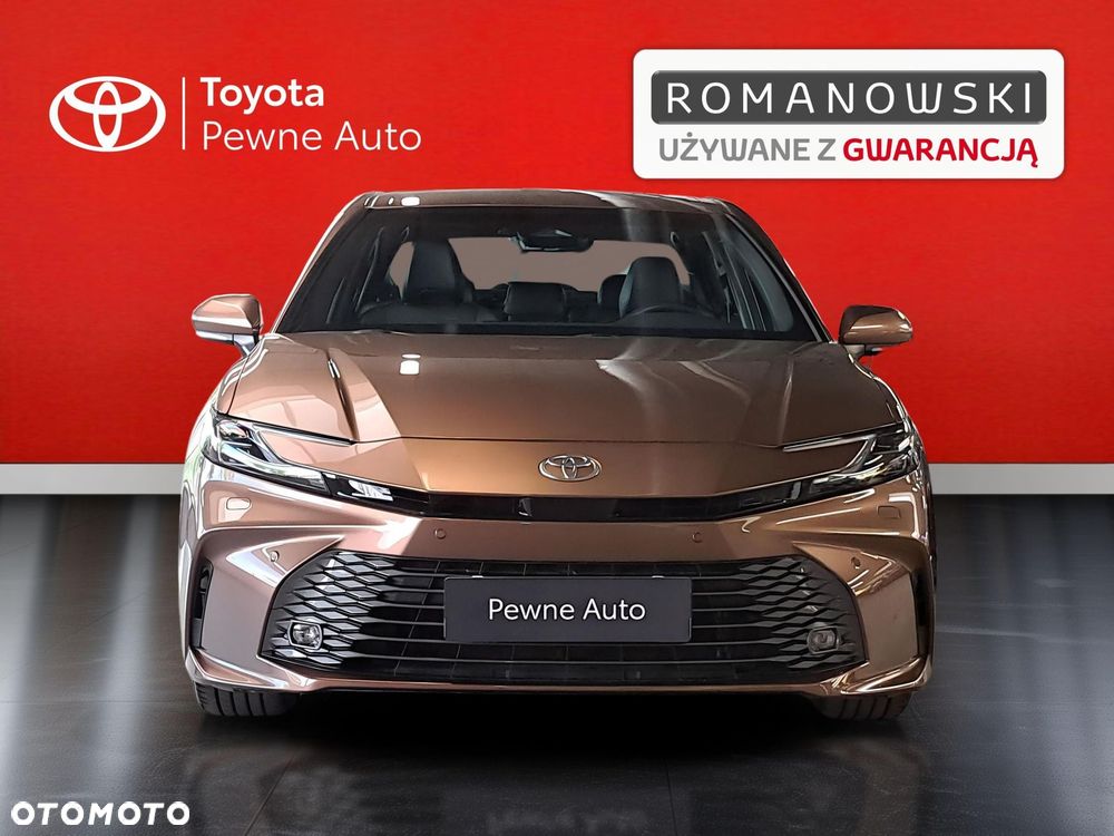 Toyota Camry - 3