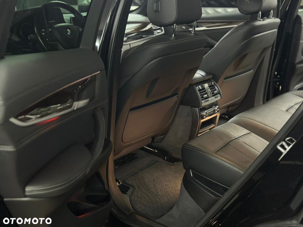 BMW X6 xDrive35i Edition Exclusive - 22